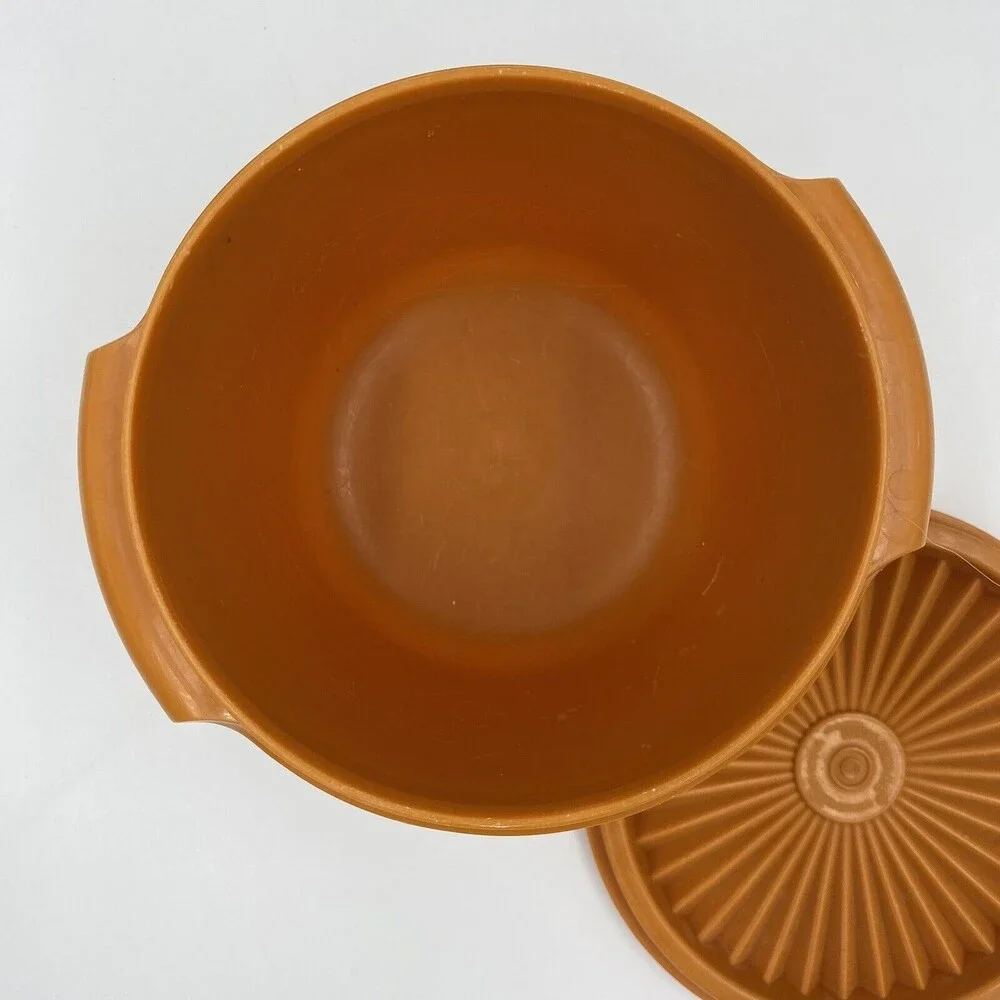 Tupperware Servalier‎ Bowl with Lid 886 Harvest Color Orange Vintage